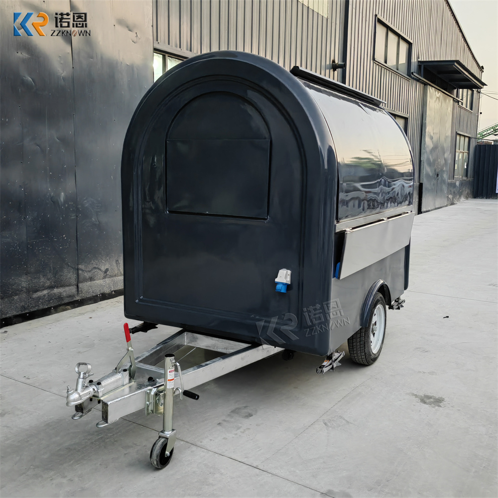 Camion per Catering Completame - Food Snacks Catering recensione e prezzo