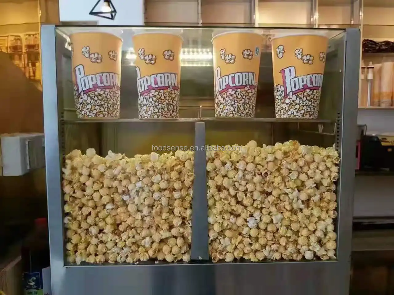 Armadio Commerciale Isolato pe - Popcorn recensione e prezzo